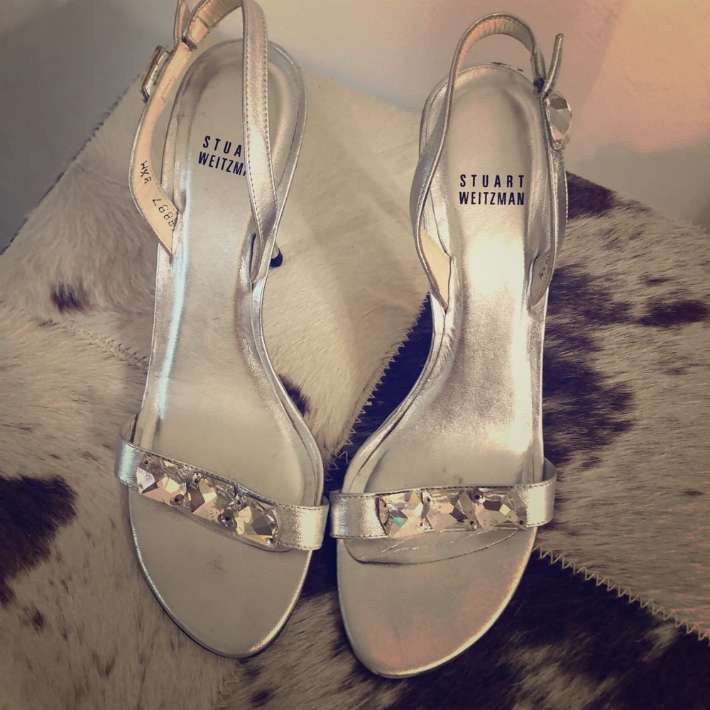 Stuart Weitzman elegant heel